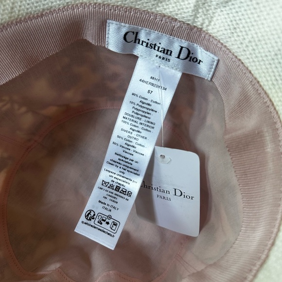 Brand new D-Bobby Dior Herbarium Panama
971 Multicolore
Size 57 - Picture 9 of 11